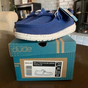 Hey Dude Youth Size 1